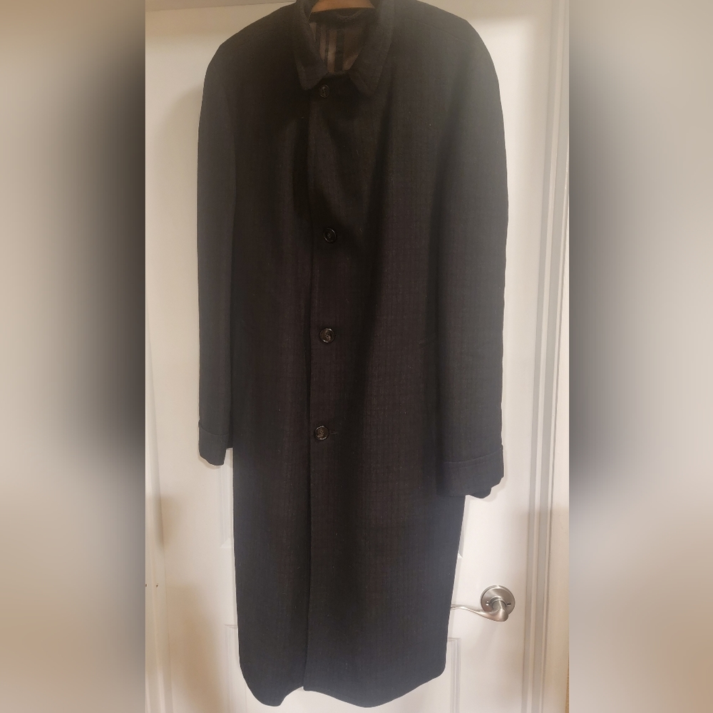 Vintage Men’s Felshire Quality Tailored Black/Dark Grey Micro-plaid Coat